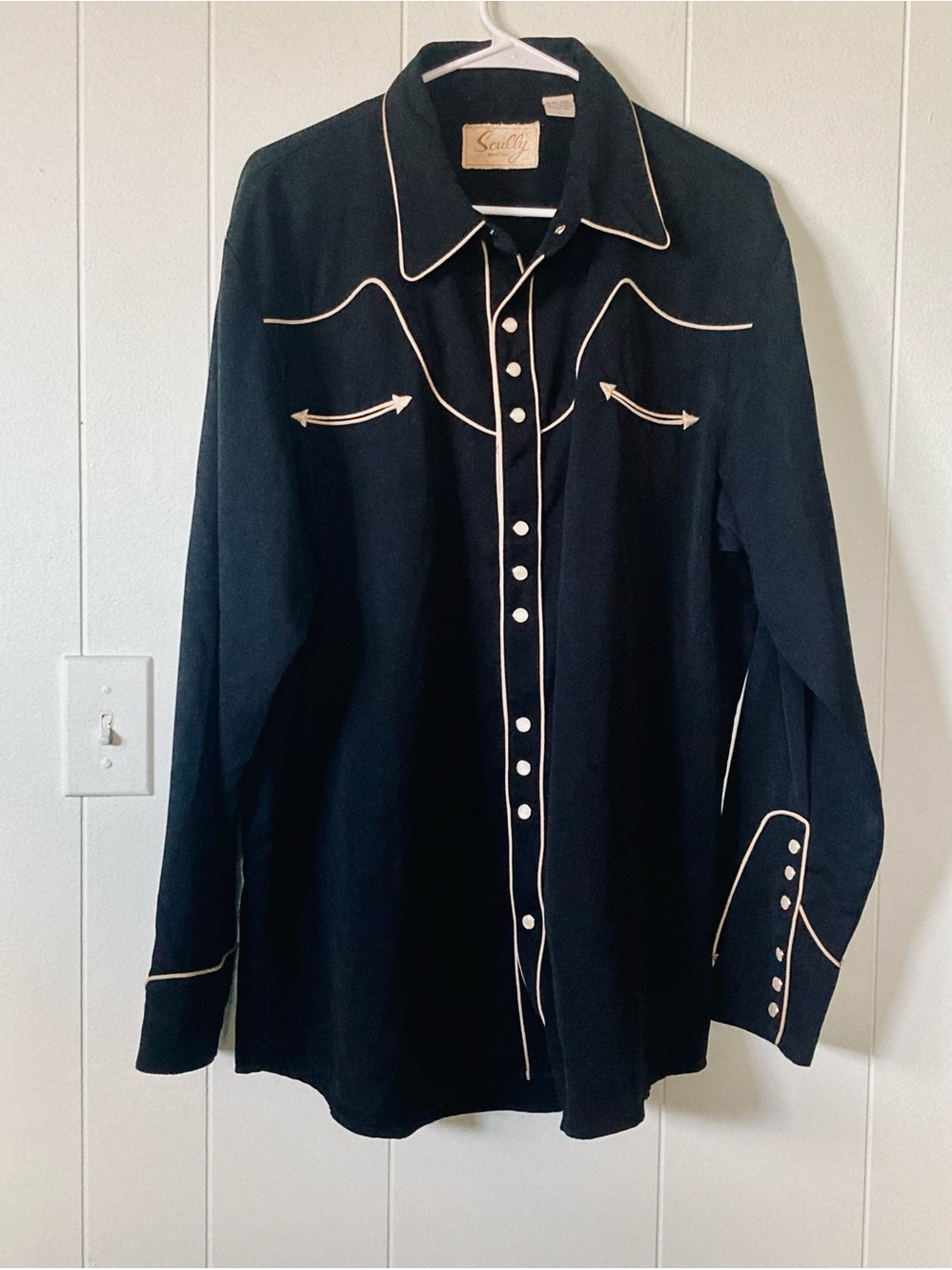 Scully Mens SZ L Black Western Shirt with Cream Piping